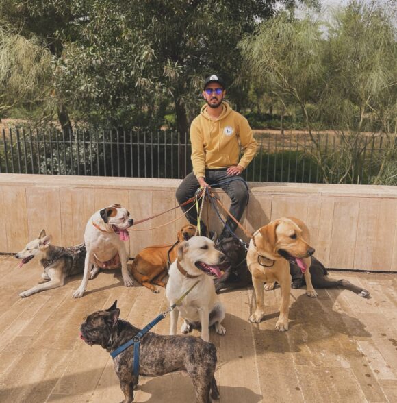 Oussama dog walker